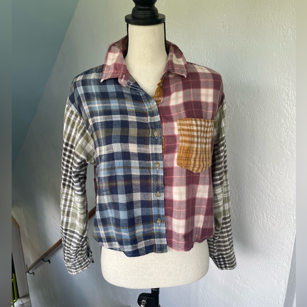 American Womens Eagle Plaid Patchwork Cropped Fla… - image 3